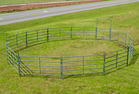 HORSE ROUND PENS